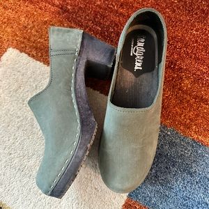 Sangren’s slip on wood clogs